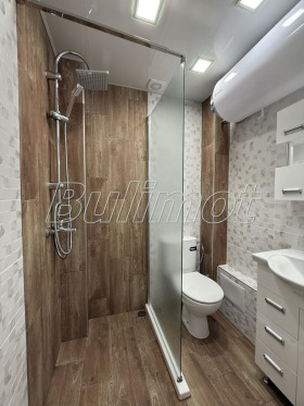 1 chambre Kolhozen pazar, Varna 6