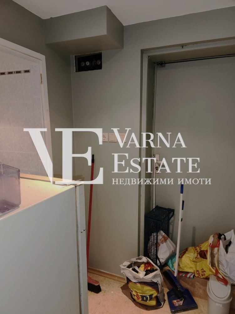 En venta  Estudio Varna , Tsentralna poshta , 24 metros cuadrados | 72040103 - imagen [4]