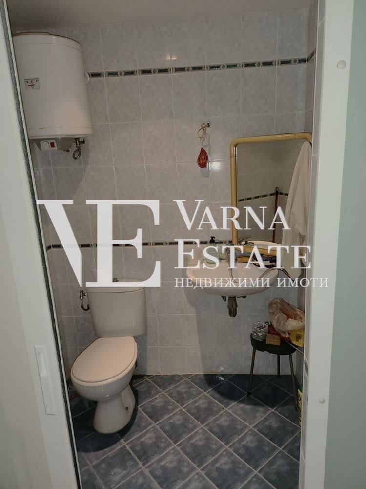 En venta  Estudio Varna , Tsentralna poshta , 24 metros cuadrados | 72040103 - imagen [3]