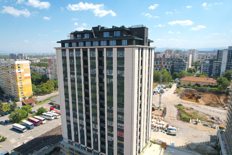 Продава  2-стаен град София , Банишора , 63 кв.м | 55229353