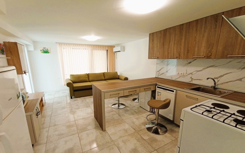 Продава  2-стаен град Варна , Бриз , 52 кв.м | 57346770 - изображение [2]