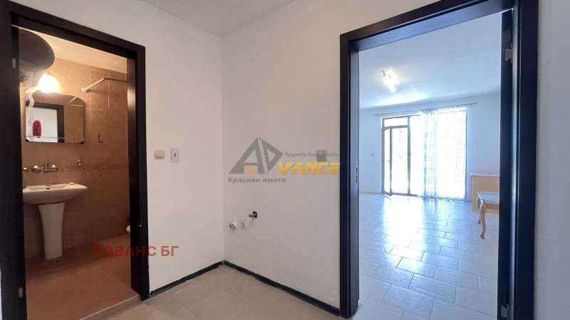 Продава  2-стаен област Бургас , с. Равда , 60 кв.м | 30258660 - изображение [2]