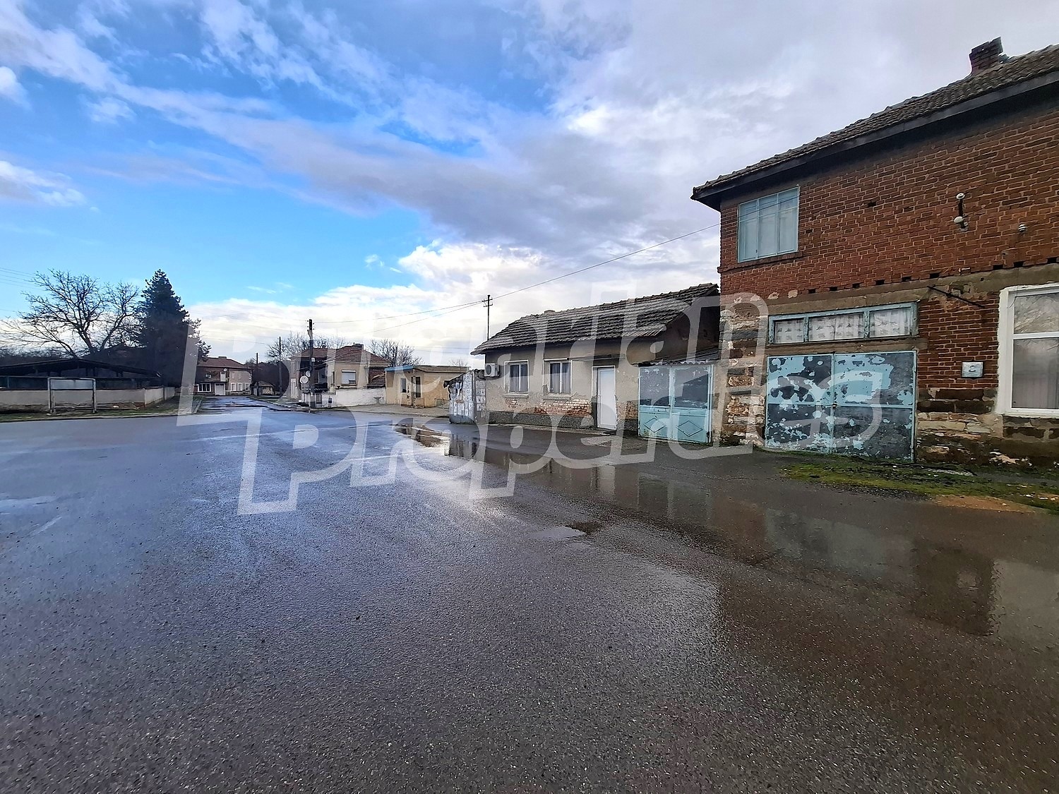 Продава КЪЩА, с. Мелница, област Ямбол, снимка 2 - Къщи - 53084200