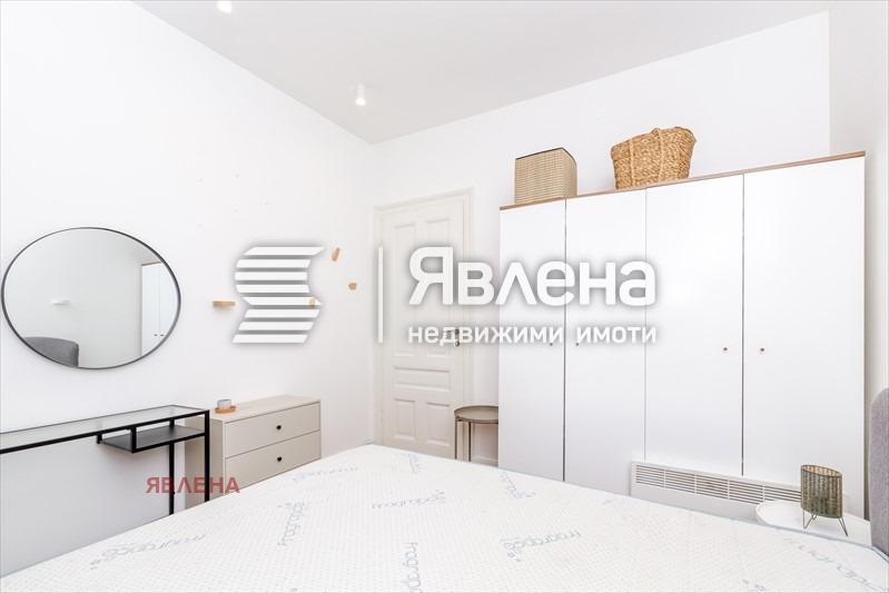 Продава 3-СТАЕН, гр. София, Оборище, снимка 5 - Aпартаменти - 49069099