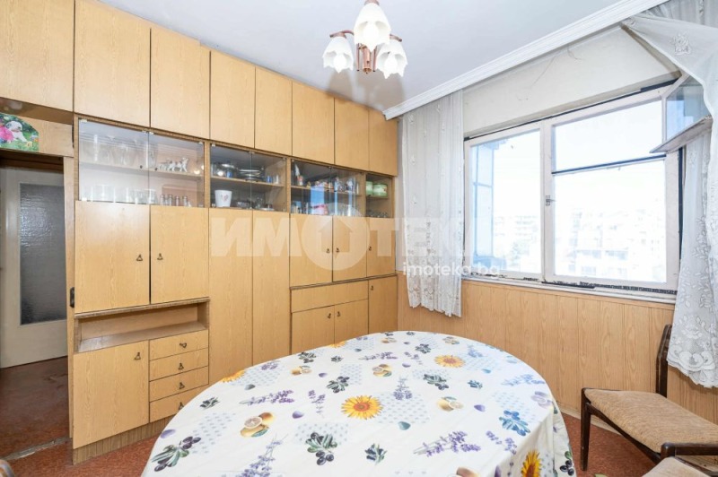 Продава 3-СТАЕН, гр. Пловдив, Южен, снимка 5 - Апартаменти - 52392903