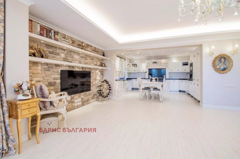 Продава 3-СТАЕН, гр. София, Бояна, снимка 2 - Апартаменти - 53172498