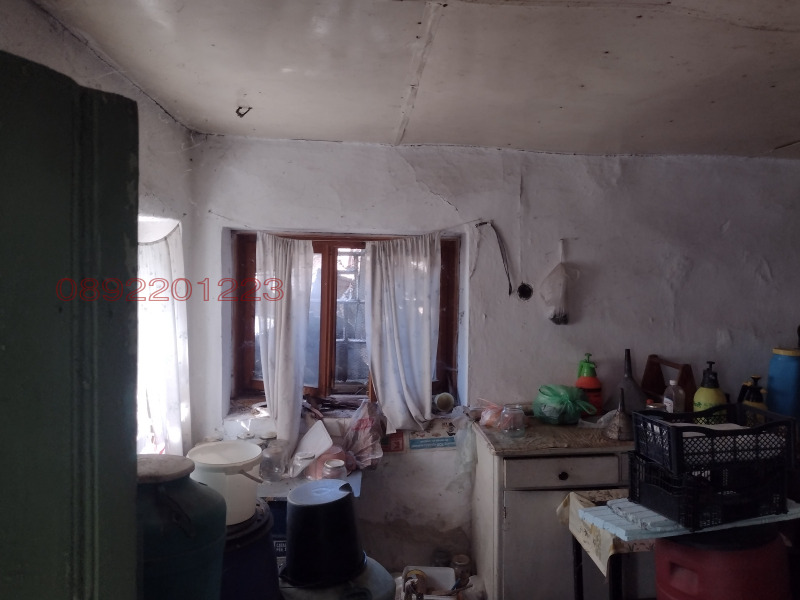 Продава КЪЩА, с. Сан-Стефано, област Бургас, снимка 5 - Къщи - 52784751