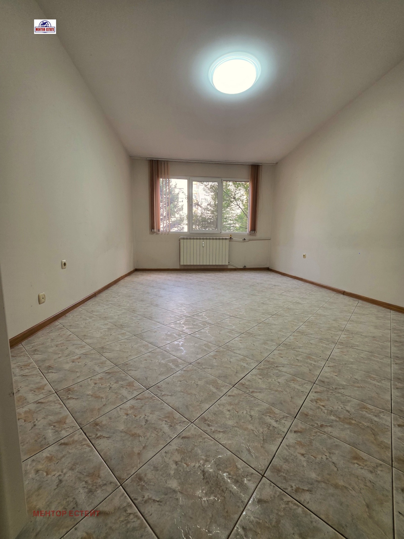 Продава 3-СТАЕН, гр. Перник, Изток, снимка 3 - Апартаменти - 55730636