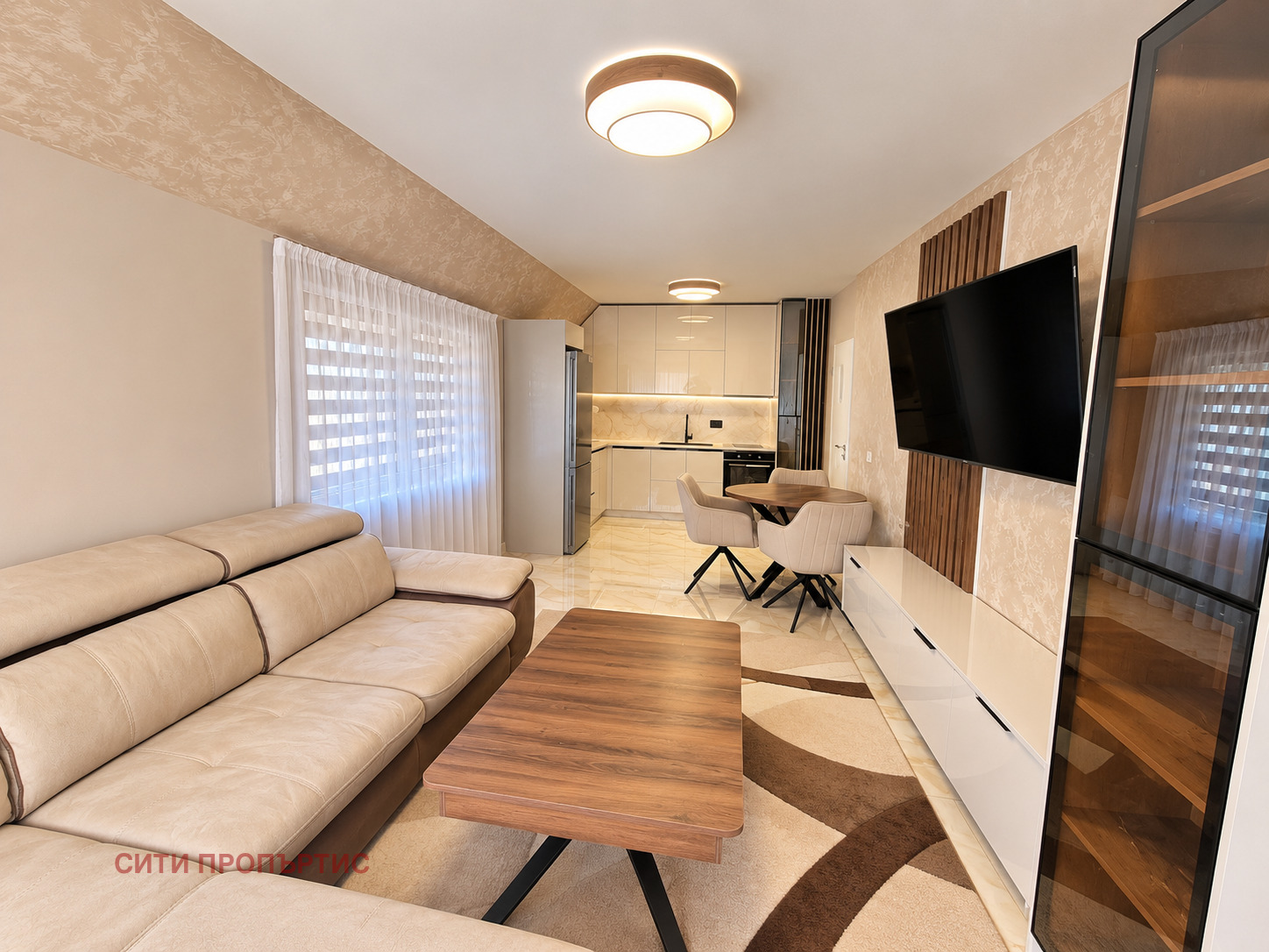 Продава 3-СТАЕН, гр. Благоевград, Орлова чука, снимка 2 - Апартаменти - 56373485