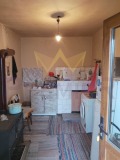 Продава КЪЩА, област Добрич, с. Изворово • 16000 € • 81041282 — Holmes.bg
