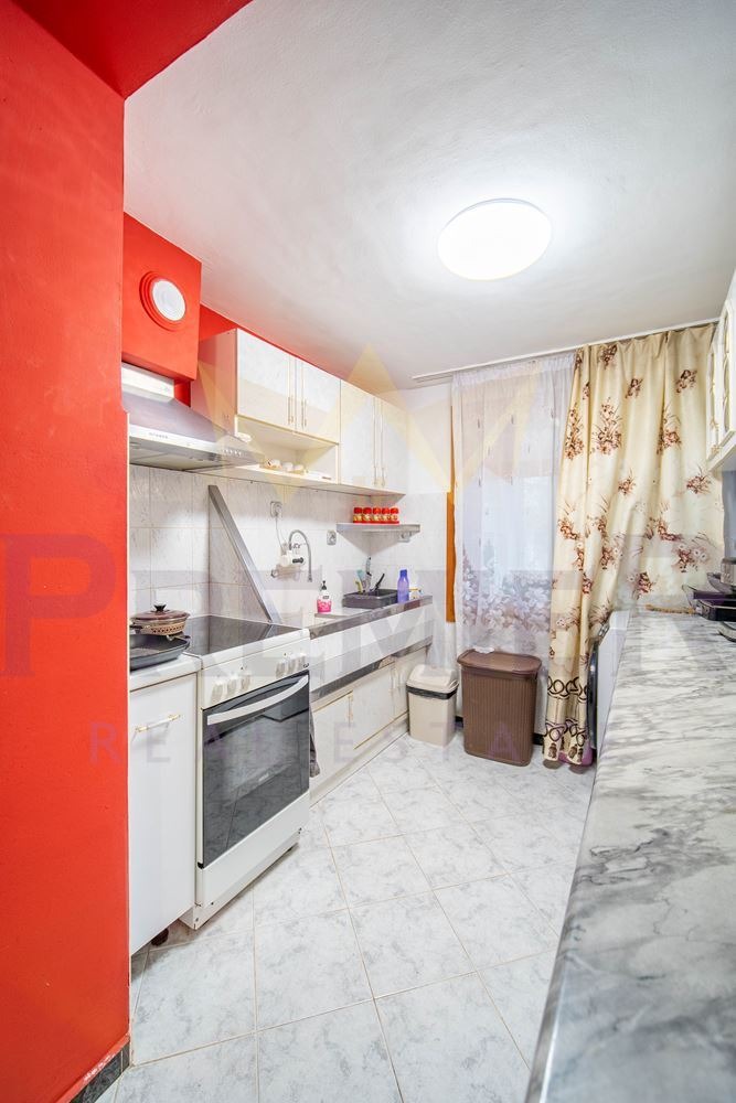 Продава ЕТАЖ ОТ КЪЩА | Imot.bg — изображение 4