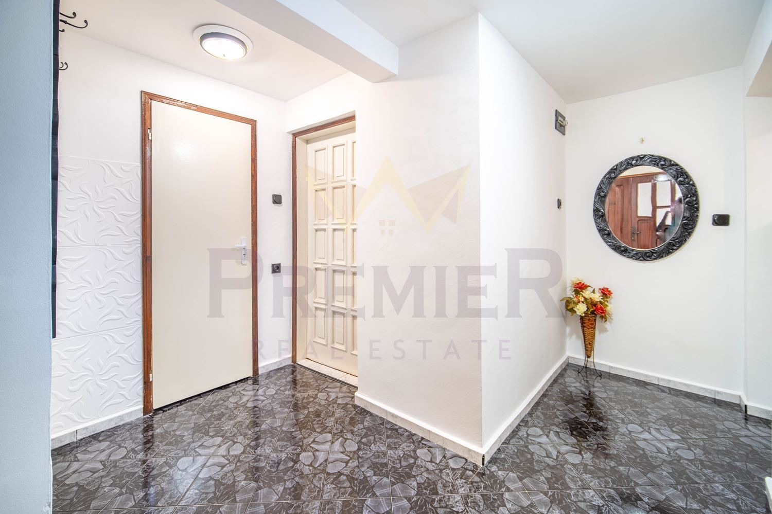 Продава ЕТАЖ ОТ КЪЩА | Imot.bg — изображение 12