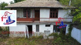 Huis Ovtsjarovo, regio Sjoemen