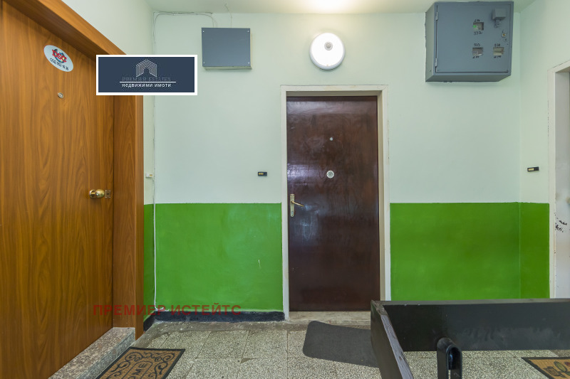 Продава 1-СТАЕН, гр. София, Връбница 1, снимка 11 - Апартаменти - 52636060