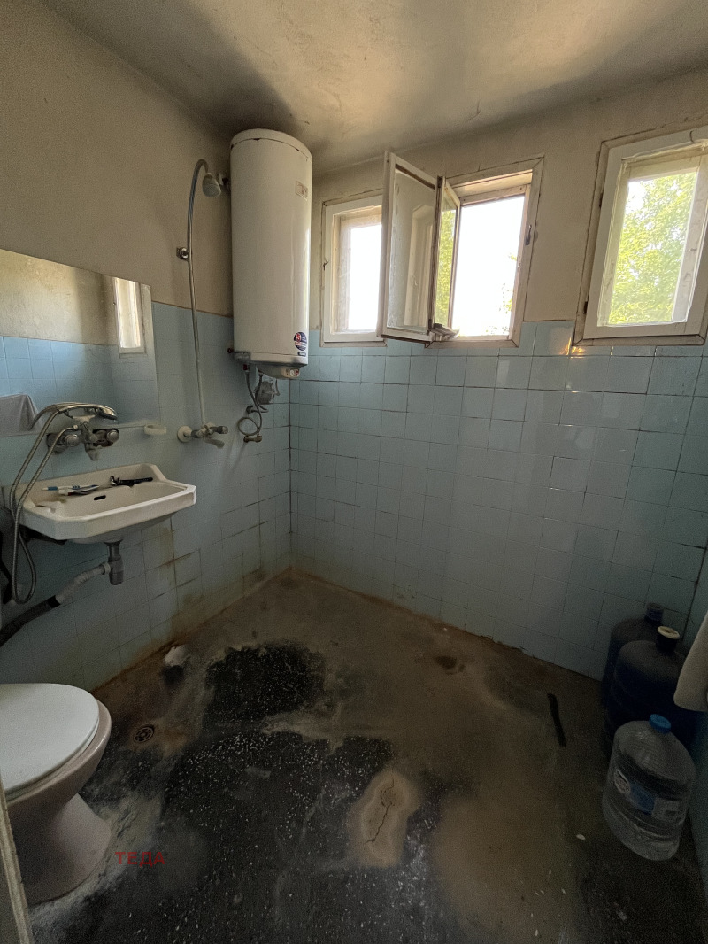 Продава  Къща област Враца , с. Костелево , 240 кв.м | 15169785 - изображение [10]