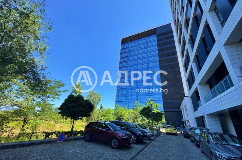 Te koop  Verhaallijn Sofia , Letishte Sofia , 13000 m² | 18075855 - afbeelding [3]