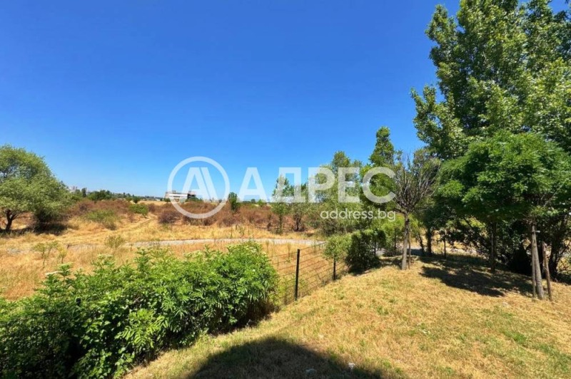 Te koop  Verhaallijn Sofia , Letishte Sofia , 13000 m² | 18075855 - afbeelding [6]