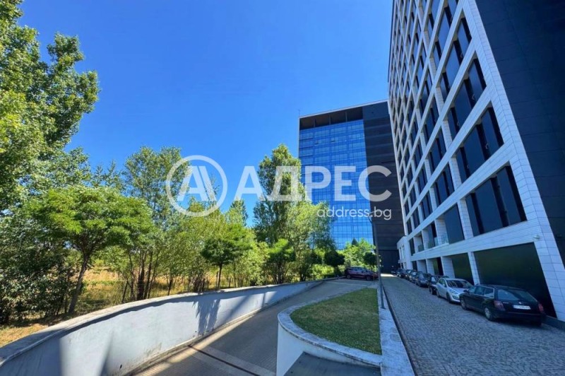 Te koop  Verhaallijn Sofia , Letishte Sofia , 13000 m² | 18075855 - afbeelding [9]