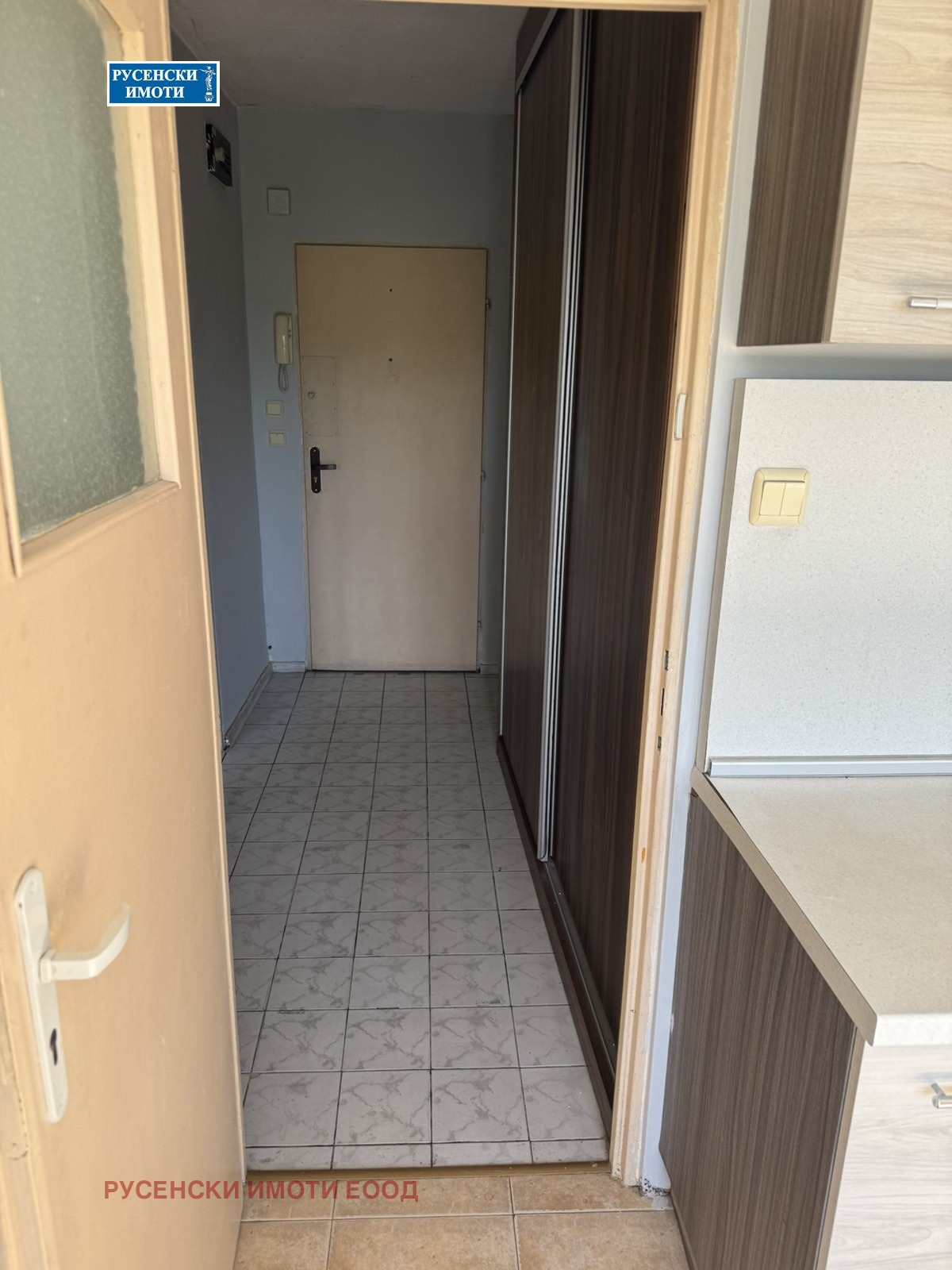 Продава 2-СТАЕН, гр. Русе, Централен южен район, снимка 5 - Апартаменти - 54448962