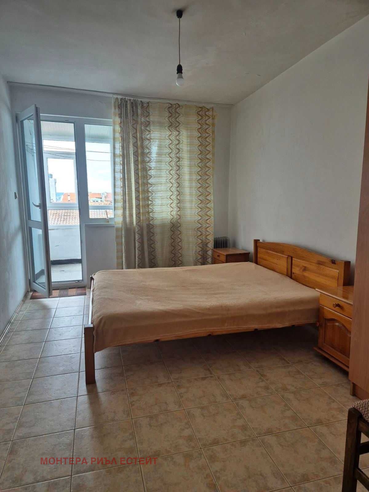 Продава 3-СТАЕН, гр. Варна, Окръжна болница-Генерали, снимка 5 - Апартаменти - 53731567