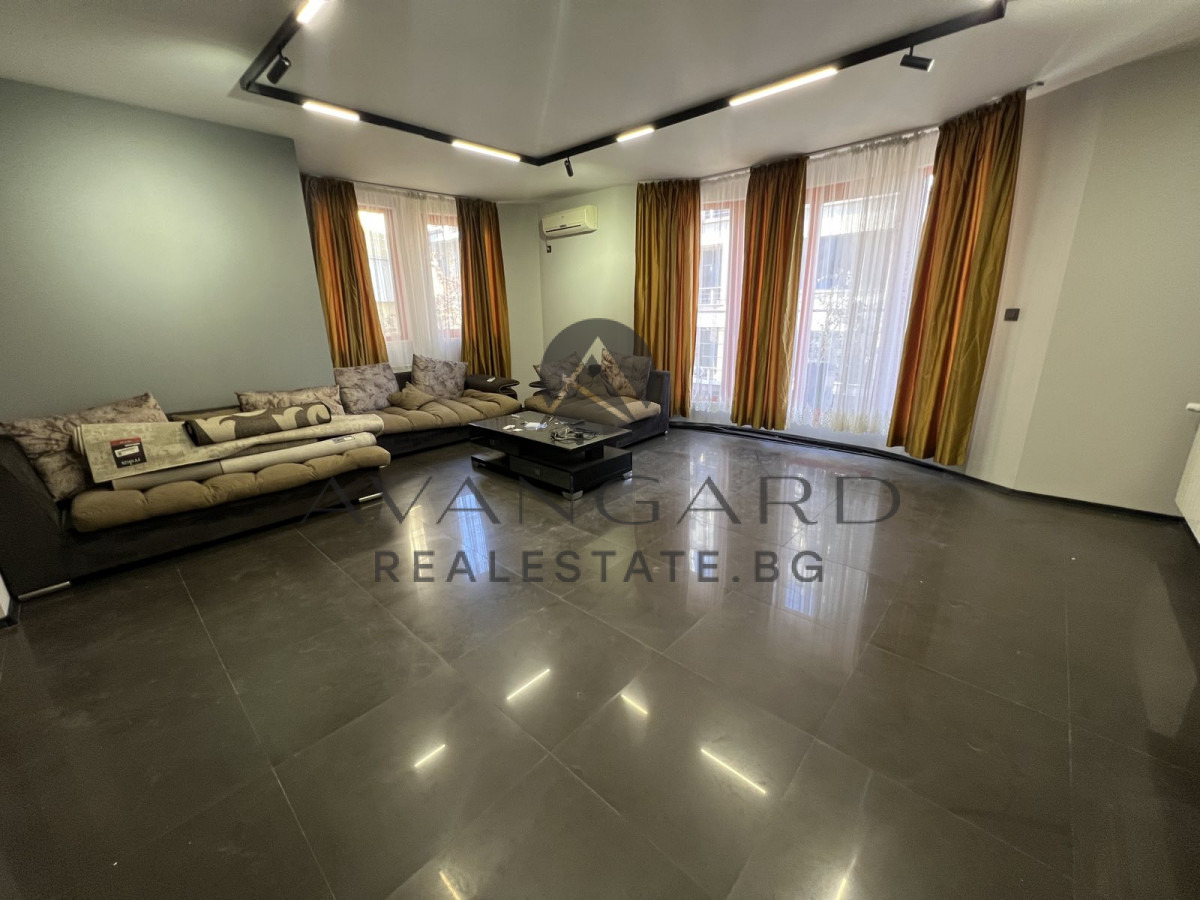 Продава 4-СТАЕН, гр. Пловдив, Кършияка, снимка 2 - Апартаменти - 41860308