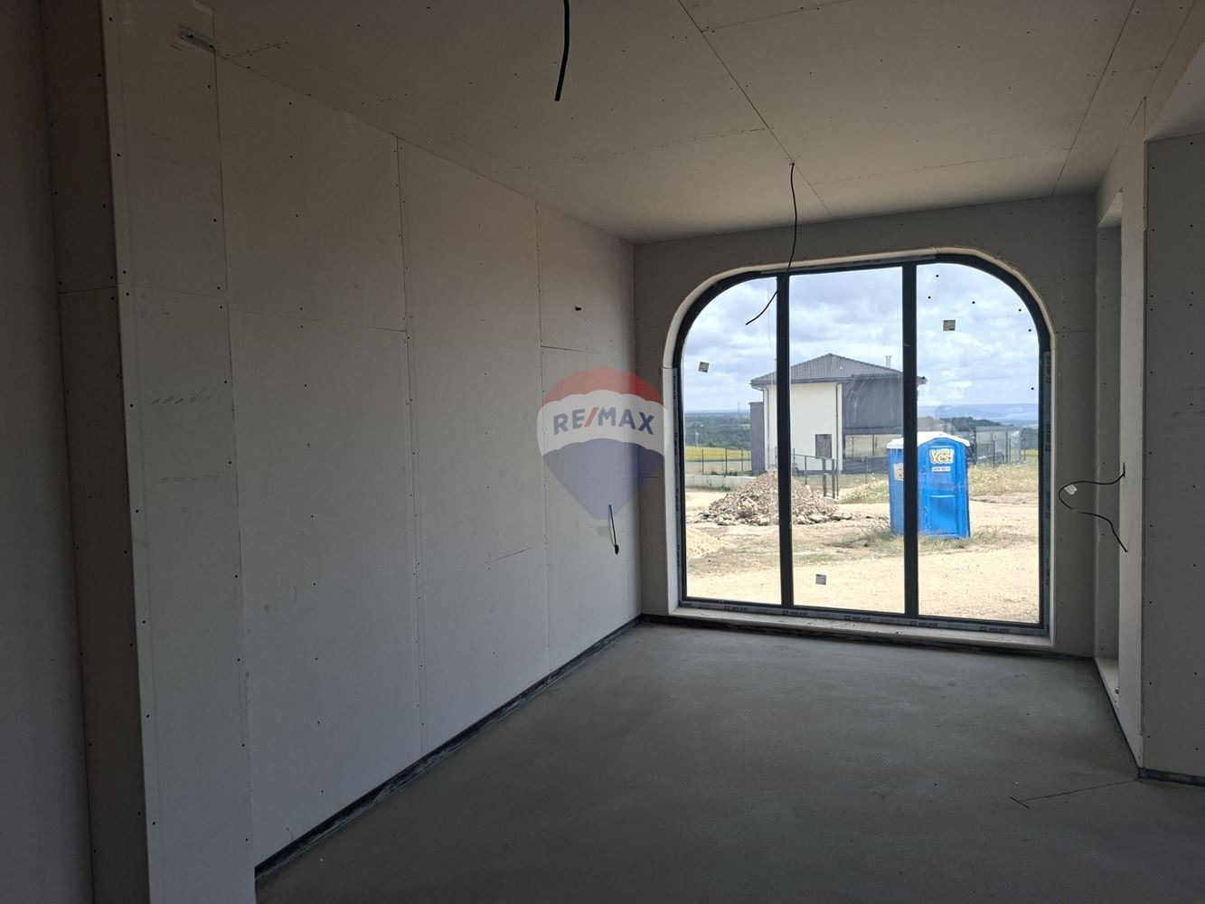 Продава КЪЩА, с. Кичево, област Варна, снимка 11 - Къщи - 53984162