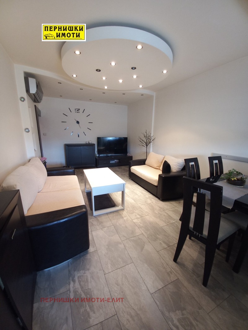 Myytävänä  1 makuuhuone Pernik , Proutšvane , 68 neliömetriä | 29202770 - kuva [2]