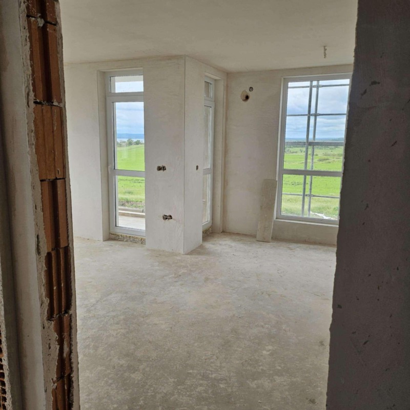 Продава  3-стаен град Бургас , Меден рудник - зона В , 96 кв.м | 40819376 - изображение [2]