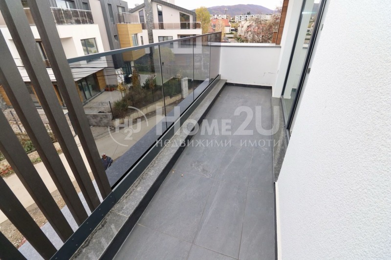 Продава КЪЩА, гр. София, м-т Детски град, снимка 8 - Къщи - 52198223