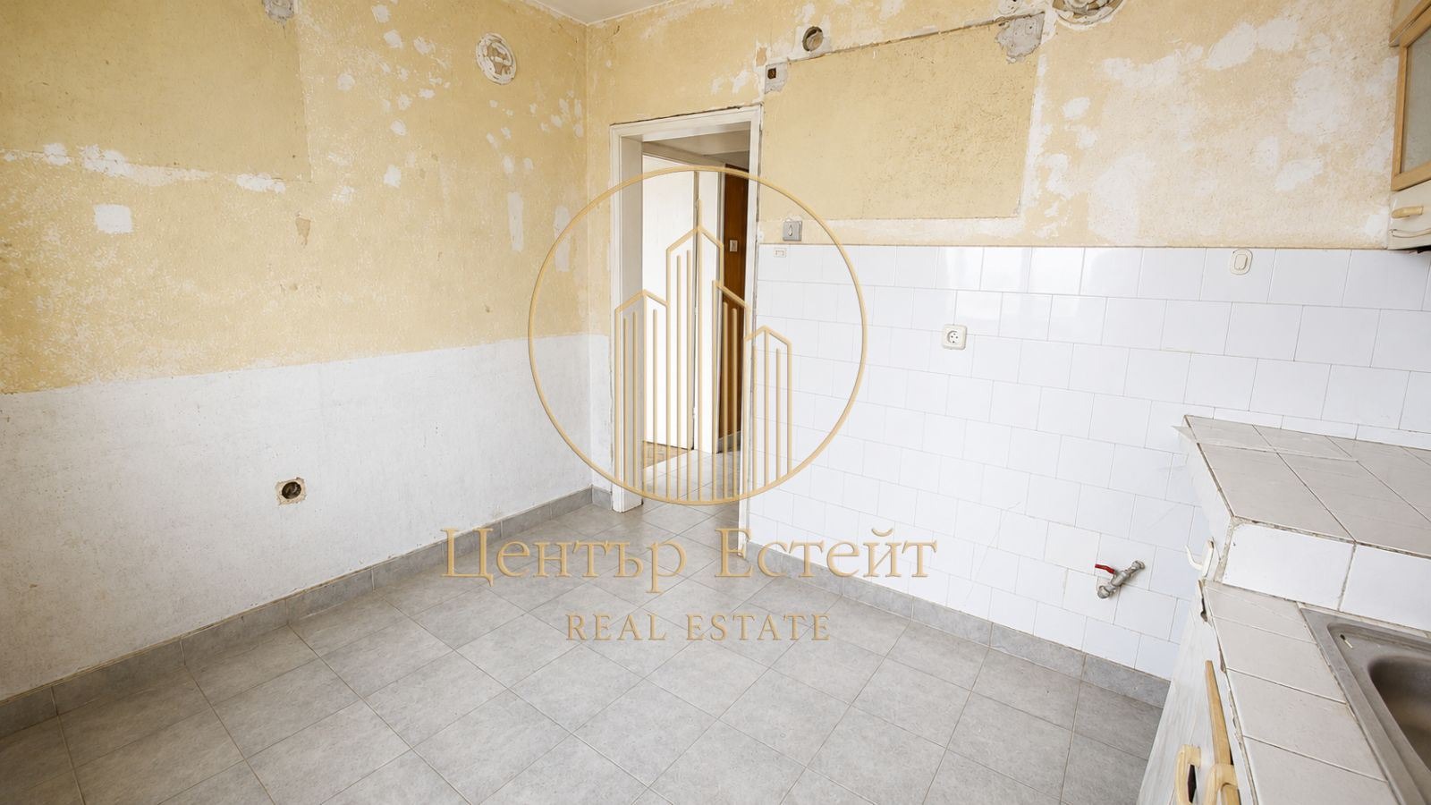 Продава 3-СТАЕН, гр. Плевен, Идеален център, снимка 4 - Апартаменти - 54642030