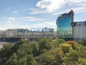 İki Katlı Daire Lagera, Sofia 7