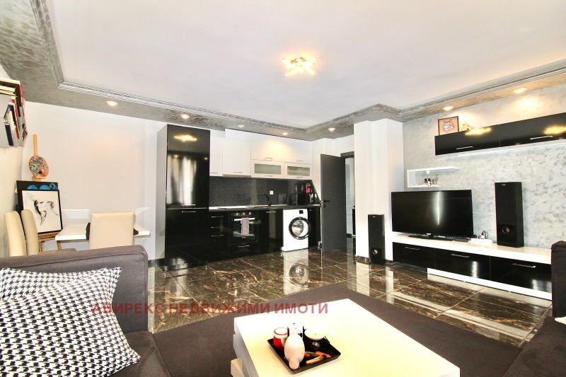 En venta  1 dormitorio Plovdiv , Yuzhen , 134 metros cuadrados | 62641676 - imagen [3]