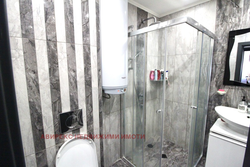 En venta  1 dormitorio Plovdiv , Yuzhen , 134 metros cuadrados | 62641676 - imagen [8]