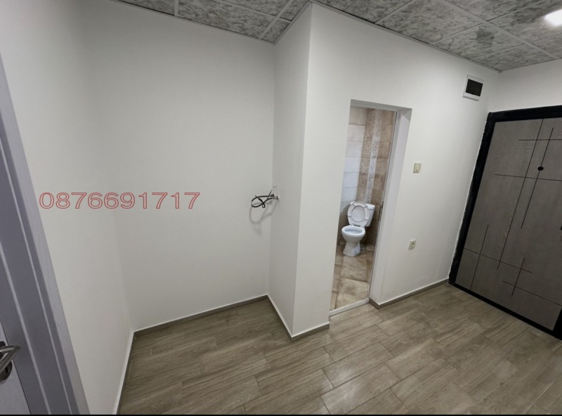 Продава 2-СТАЕН, гр. Силистра, Римска гробница, снимка 2 - Апартаменти - 53500961