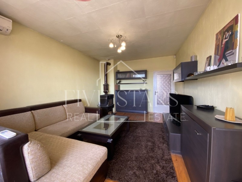 Продава  3-стаен град Варна , Лятно кино Тракия , 74 кв.м | 85180880