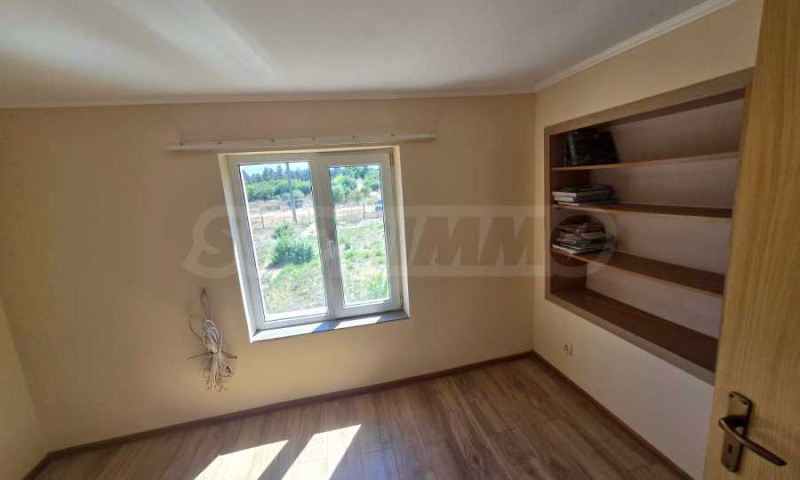 Продава КЪЩА, с. Дъбрава, област Добрич, снимка 12 - Къщи - 52559391