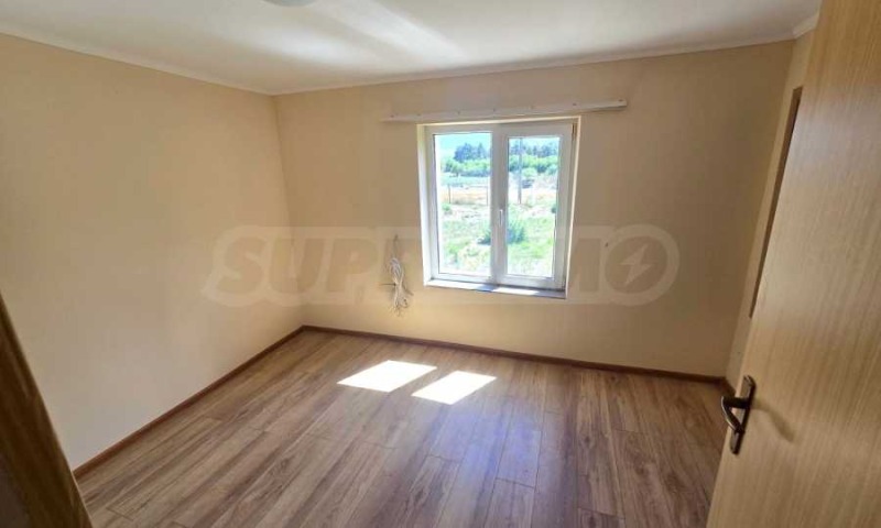 Продава КЪЩА, с. Дъбрава, област Добрич, снимка 13 - Къщи - 52559391