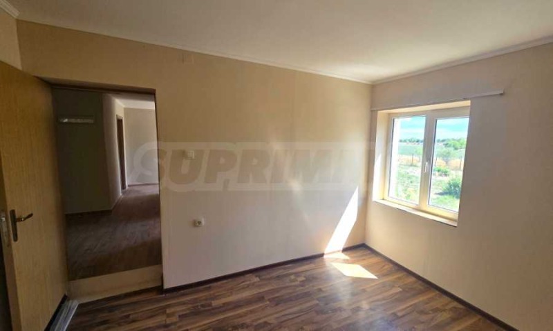 Продава КЪЩА, с. Дъбрава, област Добрич, снимка 14 - Къщи - 52559391