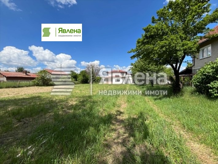 Продава КЪЩА, с. Долни Раковец, област Перник