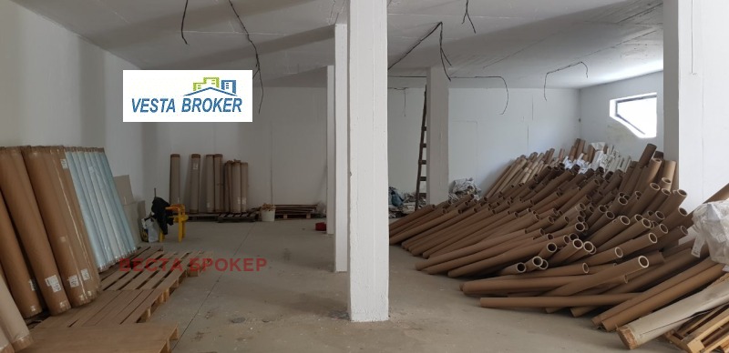 In vendita  Magazzinaggio Kardgali , Vazrogdentsi , 160 mq | 98719130 - Immagine [2]