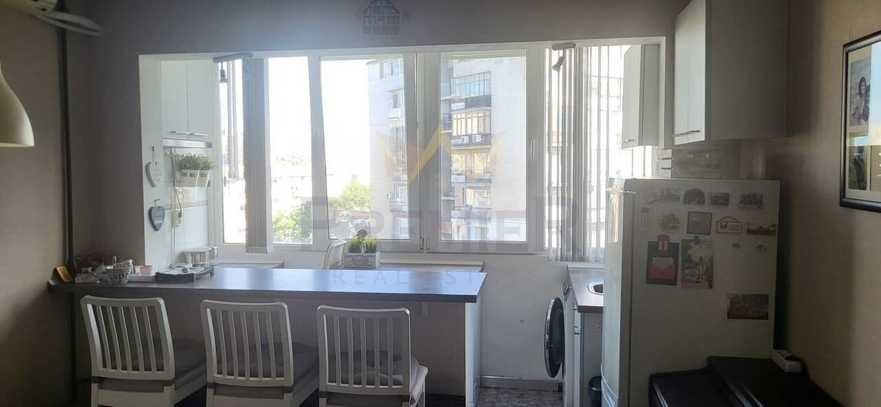 Продава 2-СТАЕН, гр. София, Гоце Делчев, снимка 2 - Апартаменти - 55935730