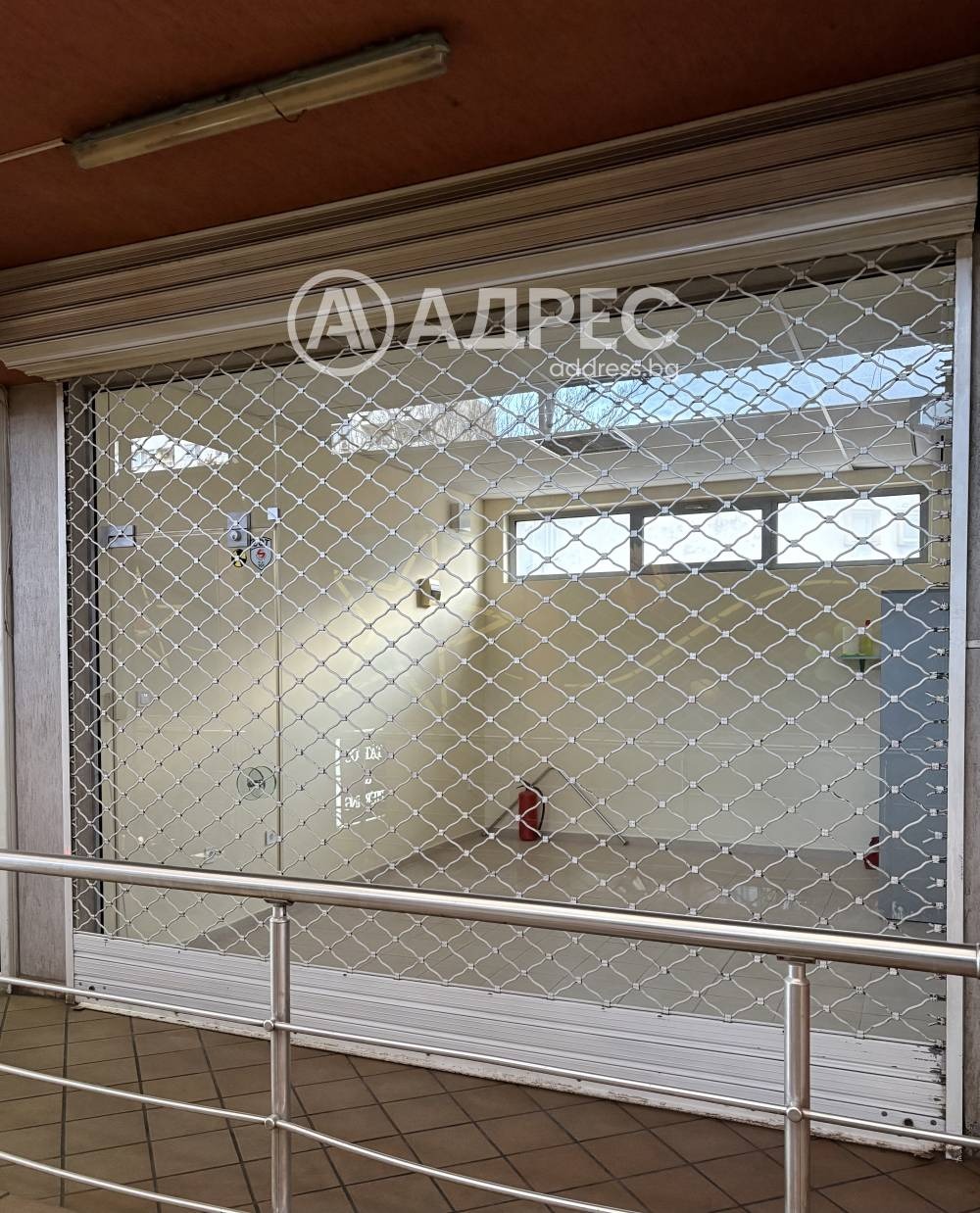 Продава ОФИС, гр. София, Света Троица, снимка 4 - Офиси - 56131029