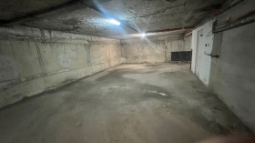 Parkovací místo Idealen centar, Montana