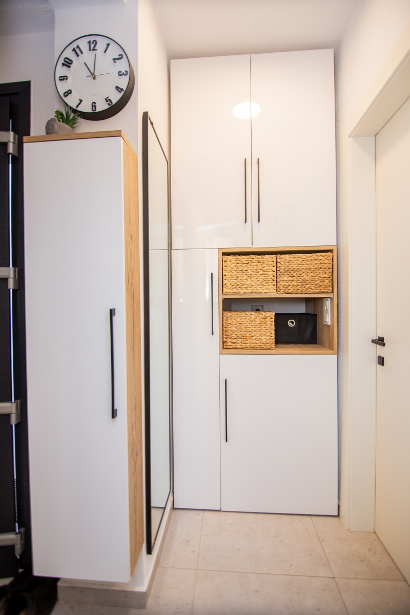 Продава 1-СТАЕН, гр. Велико Търново, Център, снимка 8 - Апартаменти - 54351914