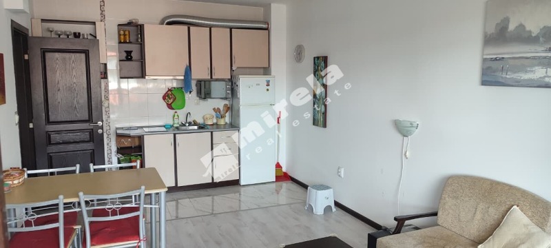 Продава 2-СТАЕН, гр. Приморско, област Бургас, снимка 2 - Апартаменти - 53324054