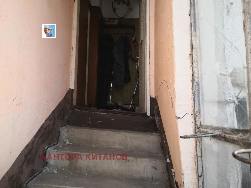 Продава ЕТАЖ ОТ КЪЩА, гр. София, Орландовци в Етаж от къща в гр. София ...