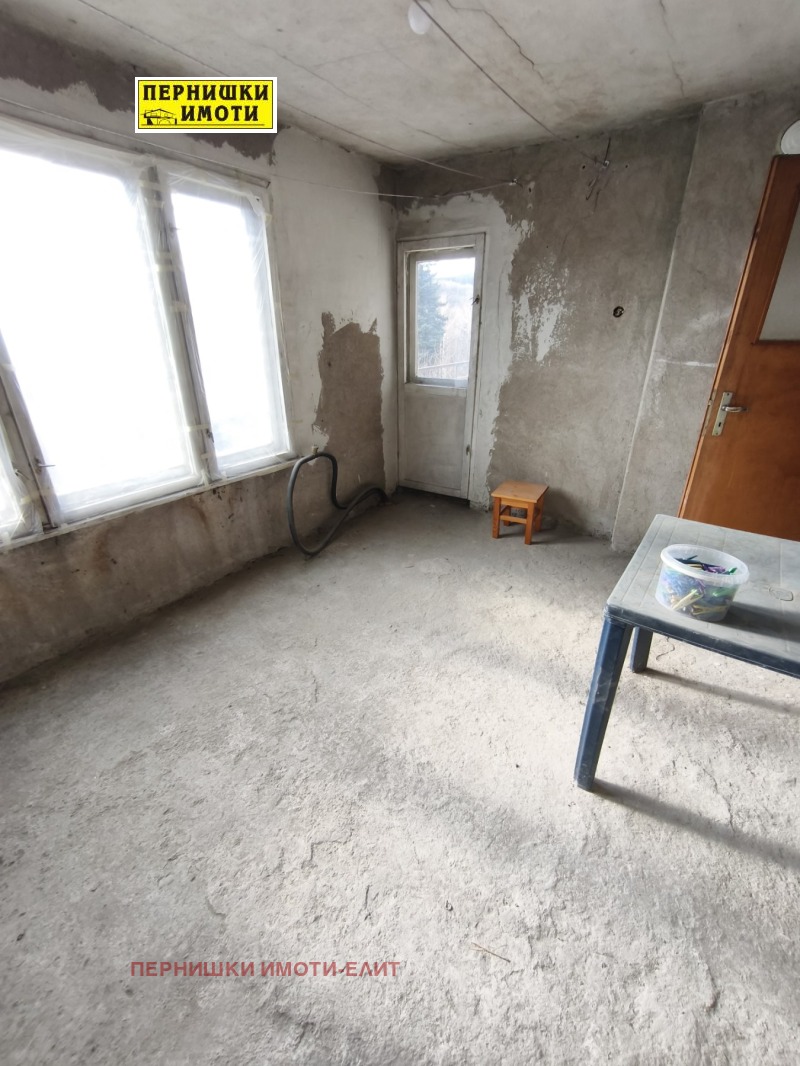 Продава КЪЩА, гр. Перник, Клепало, снимка 14 - Къщи - 53008847