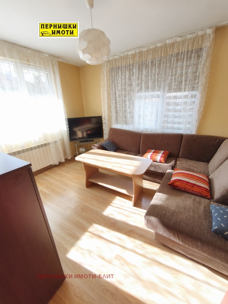 Продава КЪЩА, гр. Перник, Клепало, снимка 2 - Къщи - 53008847