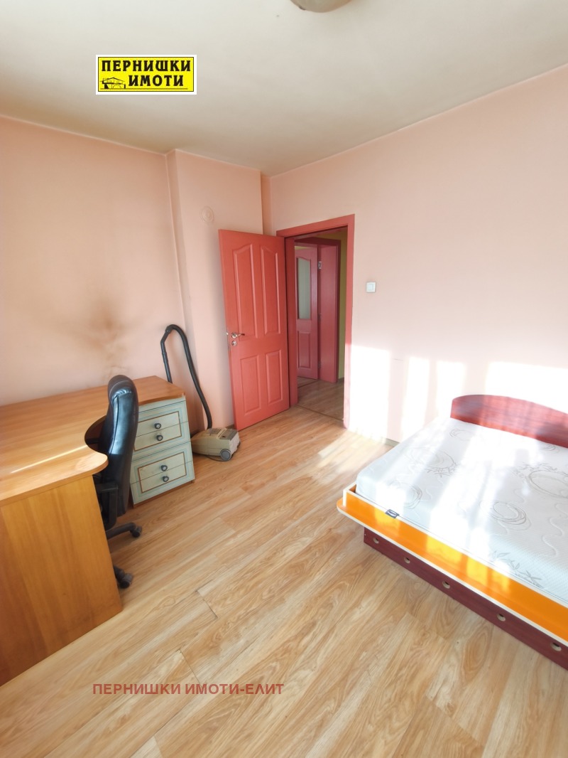 Продава КЪЩА, гр. Перник, Клепало, снимка 6 - Къщи - 53008847