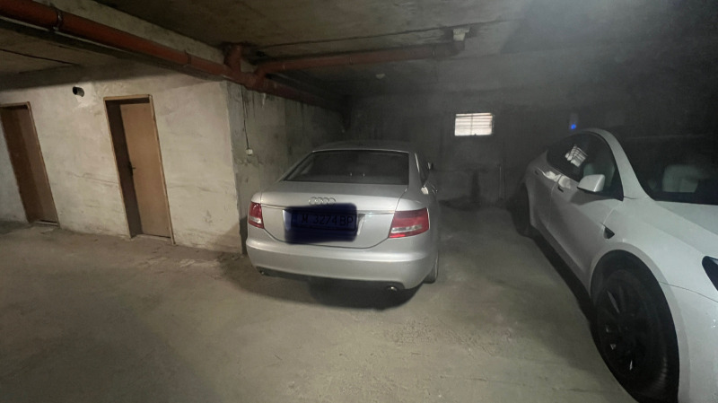 Na prodej  Parkovací místo Montana , Idealen centar , 12 m2 | 58385701 - obraz [2]
